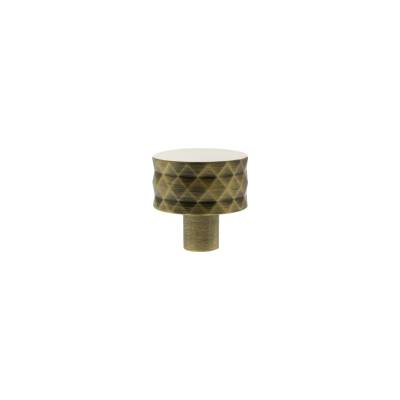 Chrysler Diamond Round Cabinet Knob