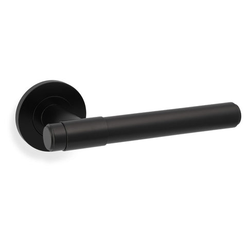 Alexander & Wilks Kingston Plain Lever on Round Rose