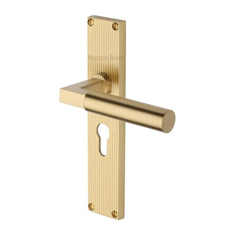 Bauhaus Lever Handle on Reeded Backplate