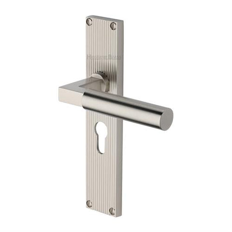 Bauhaus Lever Handle on Reeded Backplate