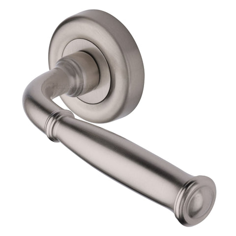 Lincoln Lever Handle on Sprung Round Rose