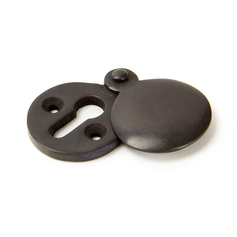 Round Covered Keyhole Escutcheon
