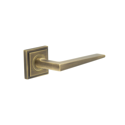 Mayfair Lever Handle on Rose