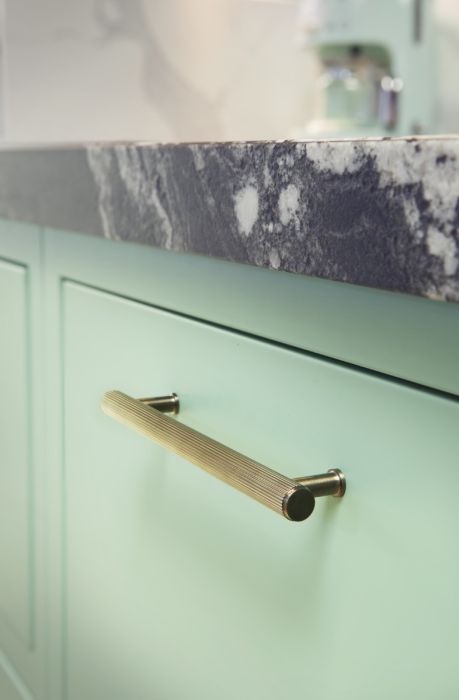 Alexander & Wilks Crispin Reeded T Bar Cupboard Handle