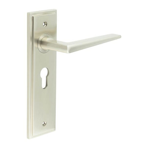 Mayfair Lever Handle on Backplate