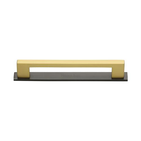 Metro Cabinet Pull Handle with Plate