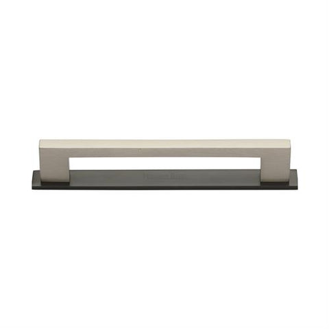 Metro Cabinet Pull Handle with Plate