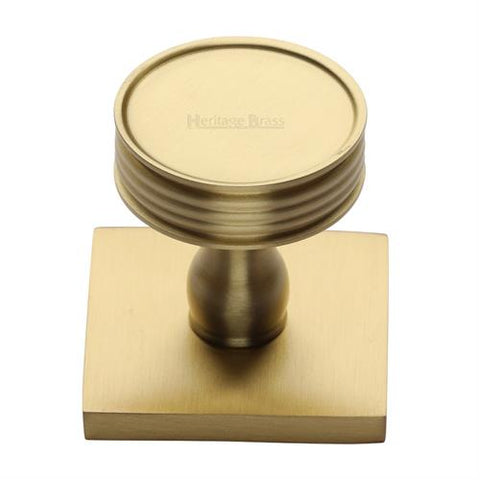 Venetian Cabinet Knob on Square Backplate